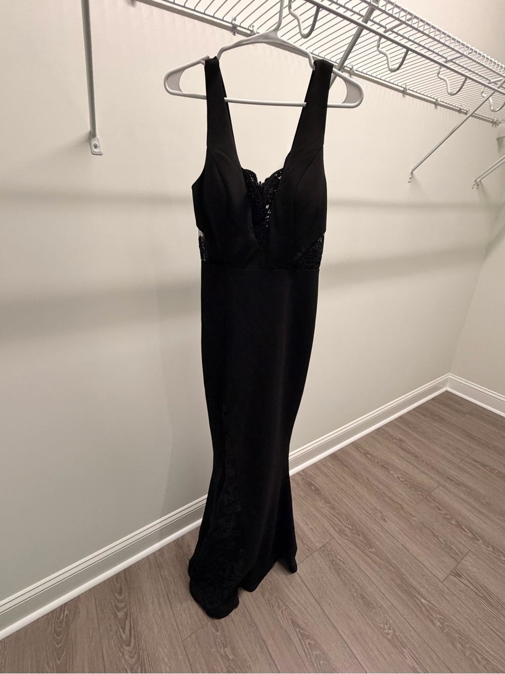 Entry Black Maxi Evening Dress with Lace Bodice
